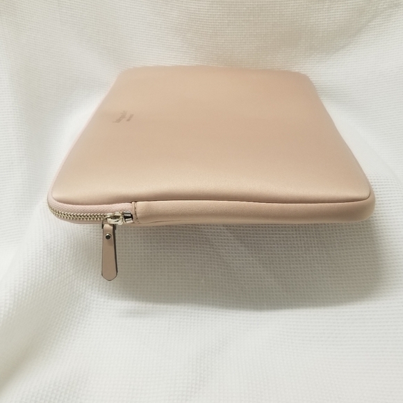 kate spade Lap Top Case - Picture 5 of 9